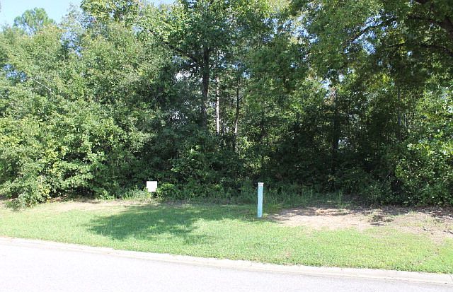 1st image of 157 Glen Haven Cir