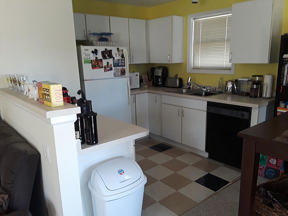 5th image of 1708 N Arlington Pl #B