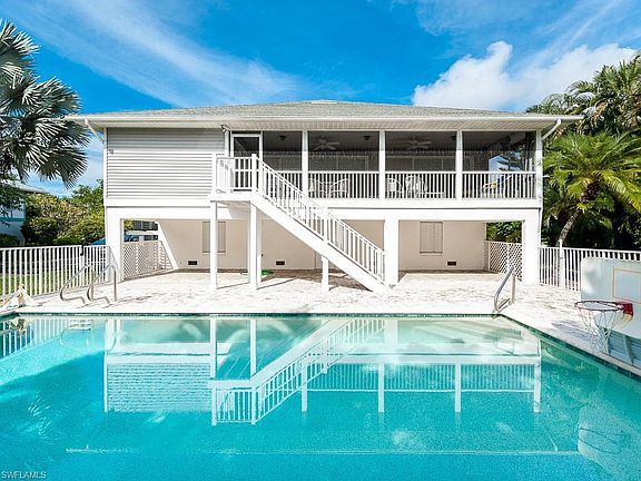 2nd image of 482 Lake Murex Cir