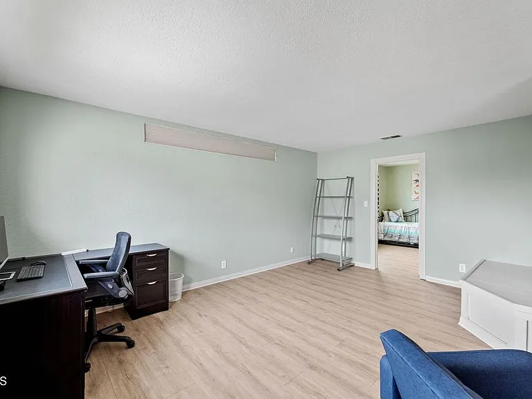 4850 Amalfi Way — Photo 30