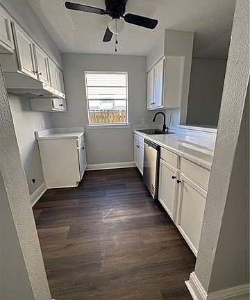 2nd image of 2511 Caswell Ln
