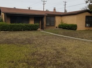 395 Anton Dr, San Antonio, TX 78223