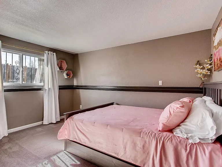 1195 Memphis St — Photo 20