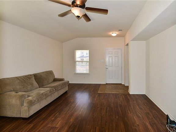 3rd image of 7136 Wind Row Dr
