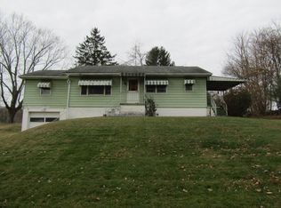 209 Wayland St, Star City, WV 26505