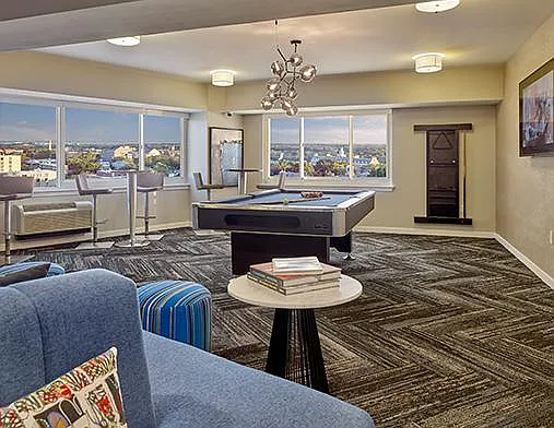 The Vue — Photo 10