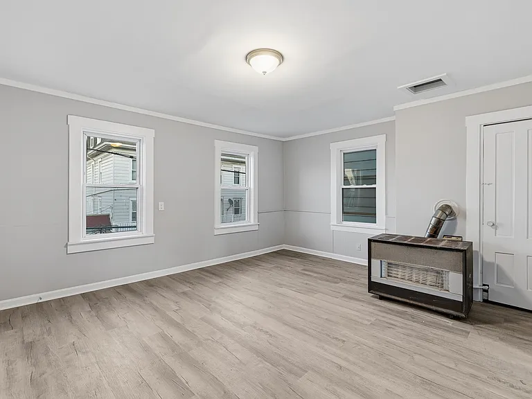 255 Rodman St #3 — Photo 5