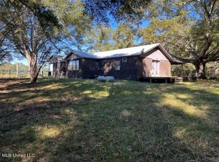 257 Dollar Rd, Magee, MS 39111