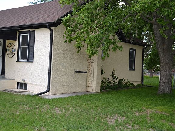2nd image of 1302 Mississippi Ave