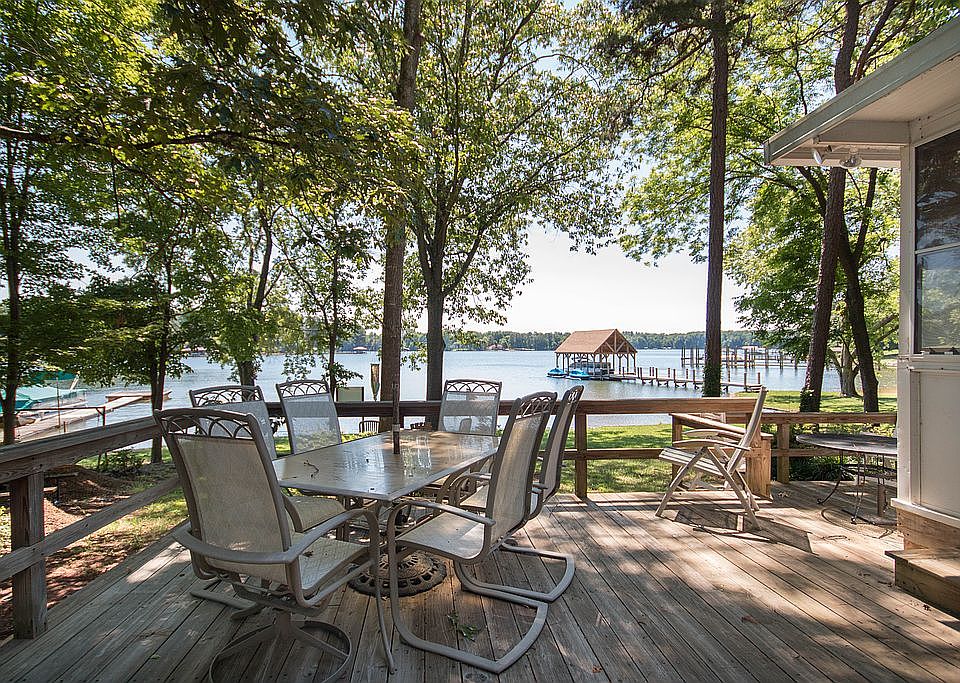 1st image of 793 Kemp Rd