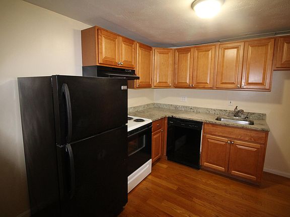 2nd image of 13 Charleston Ave APT 31