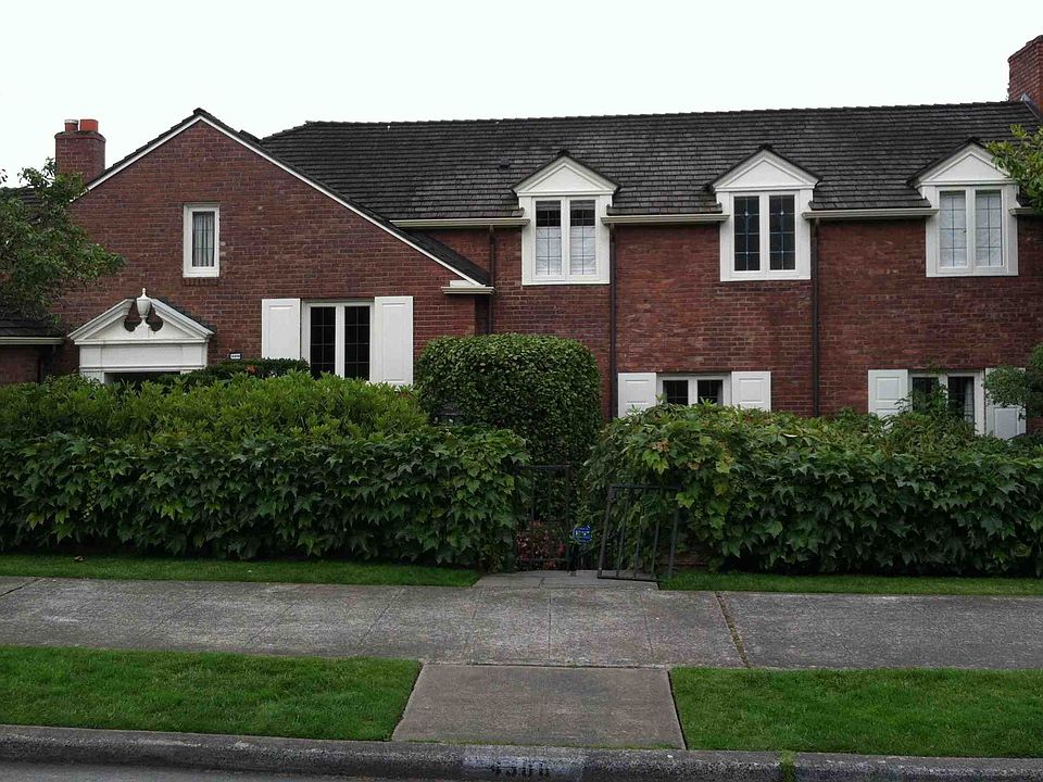 2nd image of 4306 55th Ave NE
