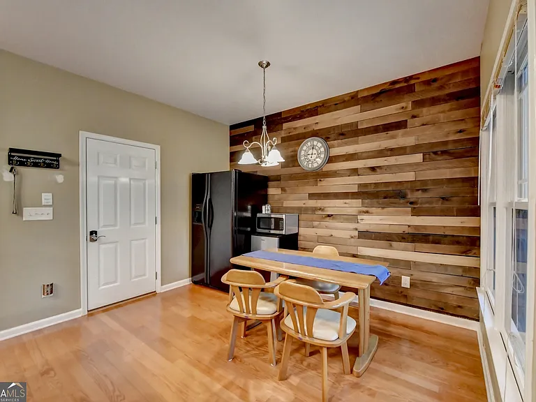 2213 Hamilton Mill Pkwy — Photo 28