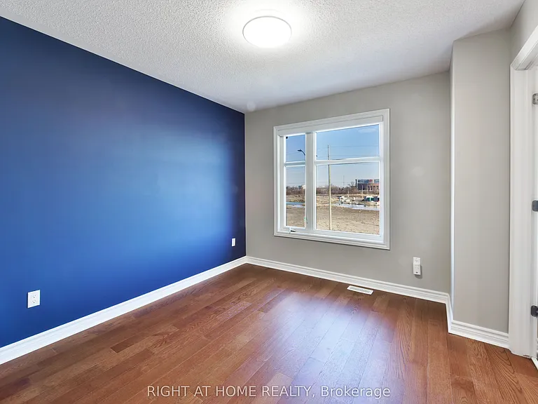 520 Silvertip Ln — Photo 21