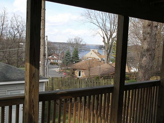 5th image of 131 Glenview Ave