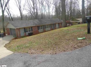 33 Weehawken Cir, Taylors, SC 29687
