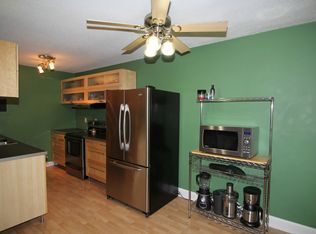 3298 Valley Ridge Dr, Eagan, MN 55121