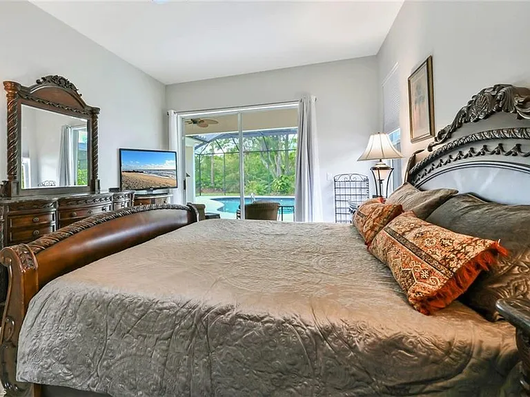 6545 Chestnut Cir — Photo 18