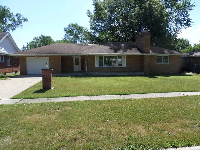 3527 Halsted Blvd photo 1