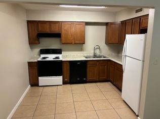 200 Sunrise Dr APT 02, Belleville, IL 62220