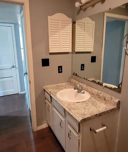 Apartment Close to Lyon College — Photo 27