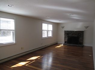 69 County St, Lakeville, MA 02347