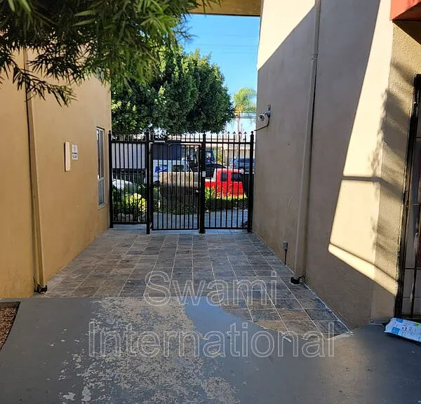 2300 W El Segundo Blvd #19 — Photo 13