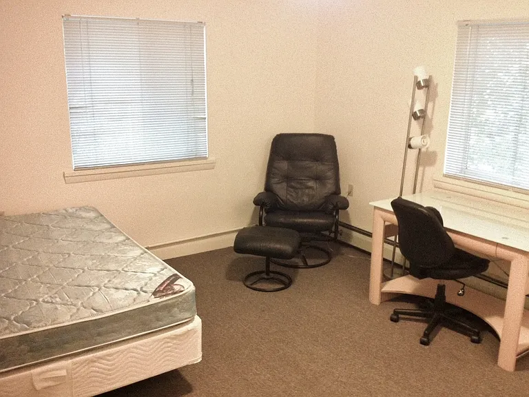 114 Highland Pl #1 — Photo 5