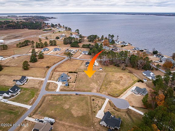 3rd image of 103 Gulfhawk Court