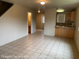 4174 Glacier View Dr, Springfield, OR 97478