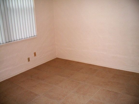 5th image of 7684 NW 18th St APT 108