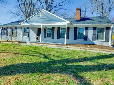 153 Holcombe Rd, Lynchburg, VA, 24502