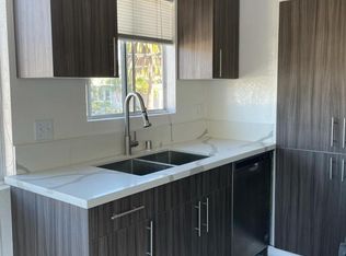 6565 Segovia Rd APT 4, Isla Vista, CA 93117