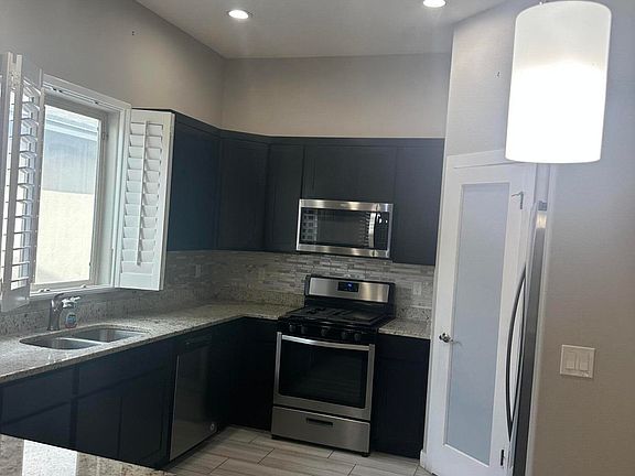 5th image of 436 Indigo Ct