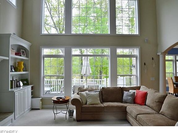 3rd image of 5649 Londonairy Blvd