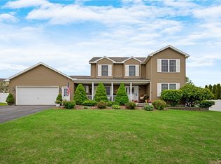 114 Willow Tree Ter, Oneida, NY 13421
