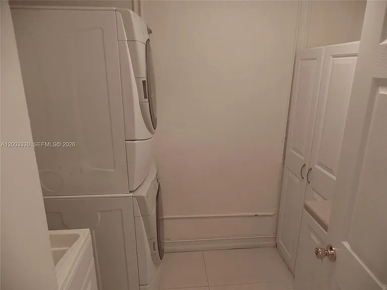 1365 Majesty Ter — Photo 20
