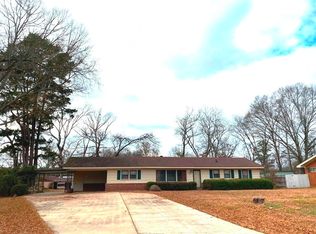 256 Belfontaine St, Houston, MS 38851