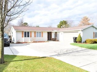 3586 Bowen Rd, Lancaster, NY 14086