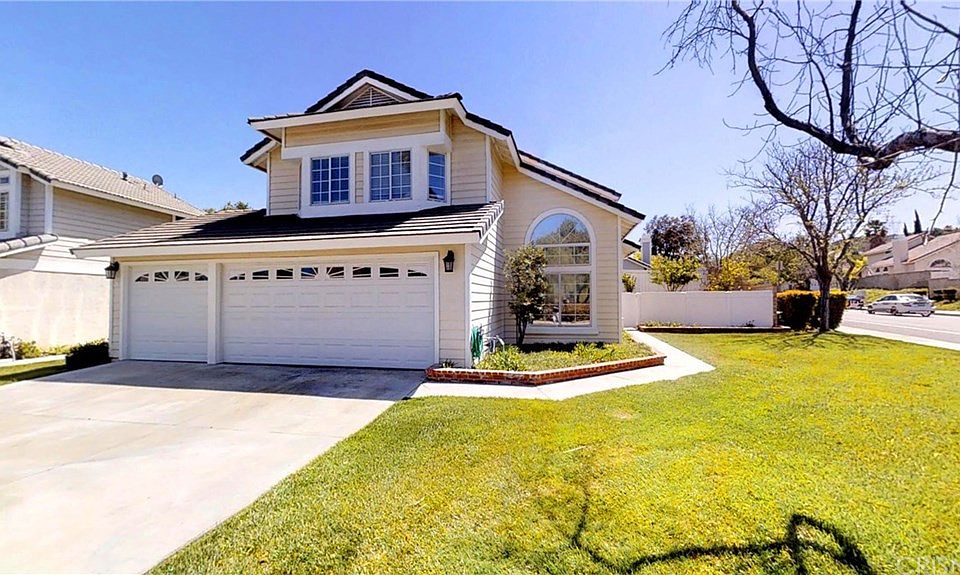 1st image of 26804 Hummingbird Cir