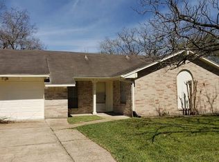 7122 Lumber Jack Dr, Houston, TX 77040