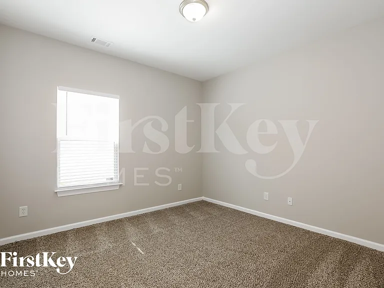 1490 Scenic View Trce — Photo 11