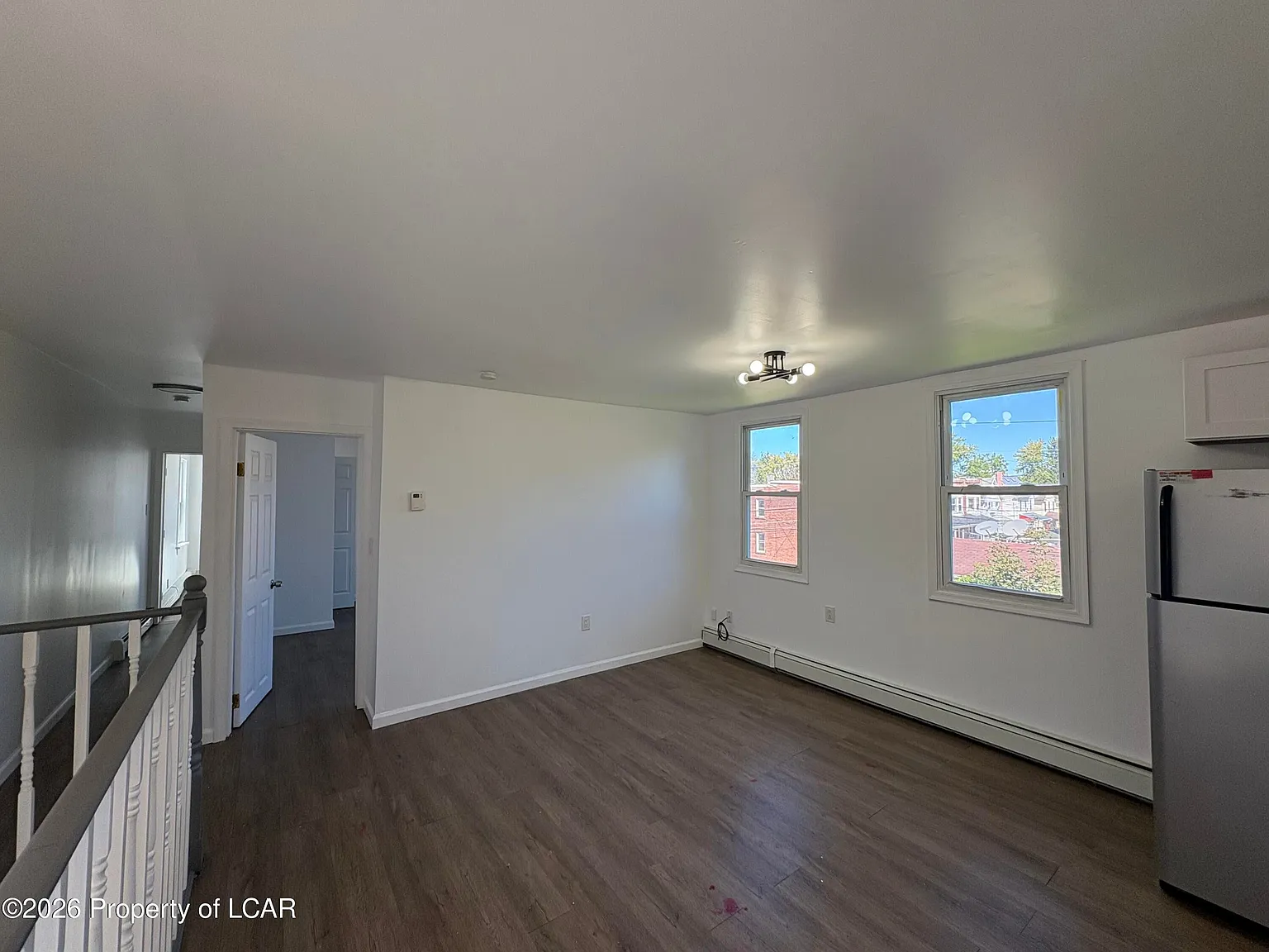 2 bed, 830 sqft, $1,100 — Photo 2