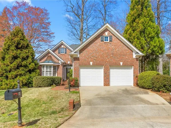 16 Dunlin Sq, Greensboro, NC 27455