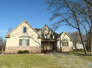 3834 Silverberry Cir, Maumee, OH 43537