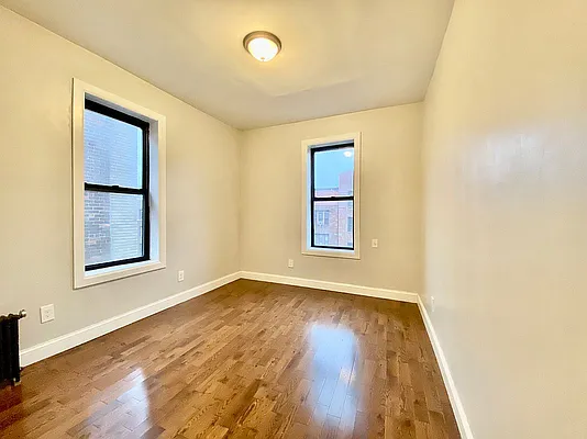 Rented by Bruma Realty LLC | media 11