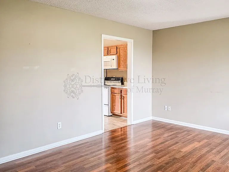 1607A Bourland Ln — Photo 3