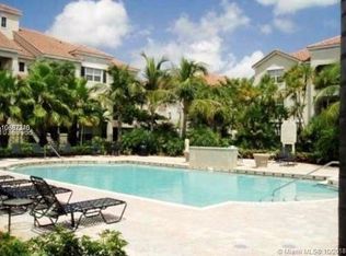 5860 W Sample Rd APT 301, Pompano Beach, FL 33063