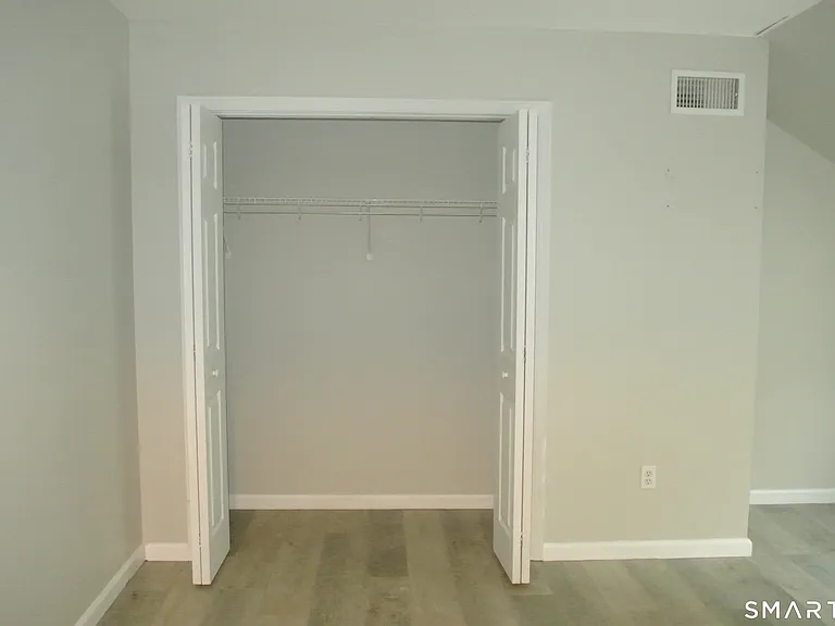 680 Boston Post Rd #26 — Photo 12