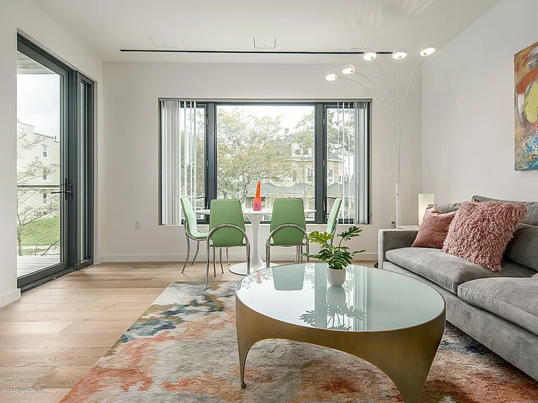 601 Heck St #207 — Photo 5